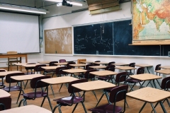 classroom-2093744_1280
