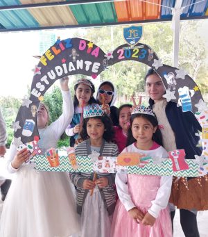 4 DiaDelEstudiante